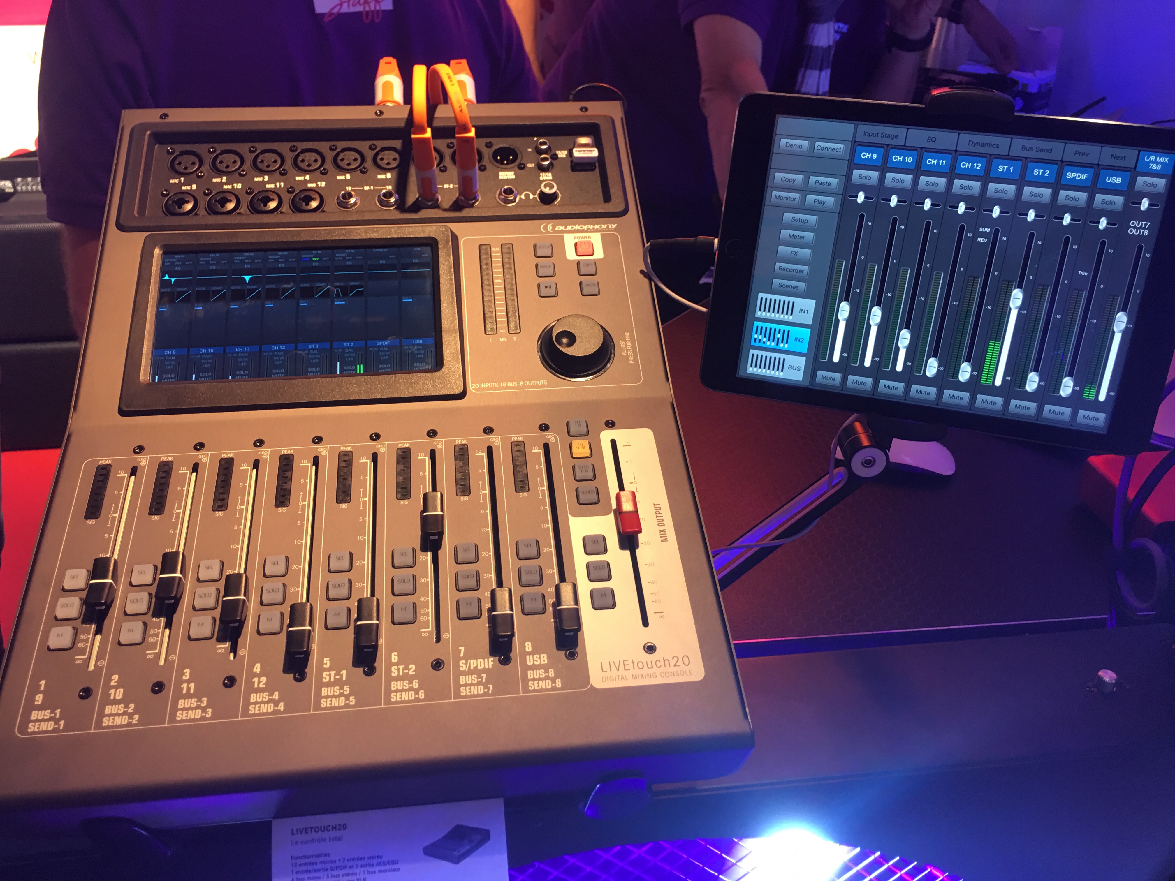 CONSOLE LIVE TOUCH 20